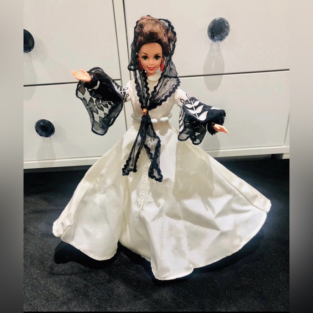 Barbie Scarlett O'Hara Gone w the Wind Doll